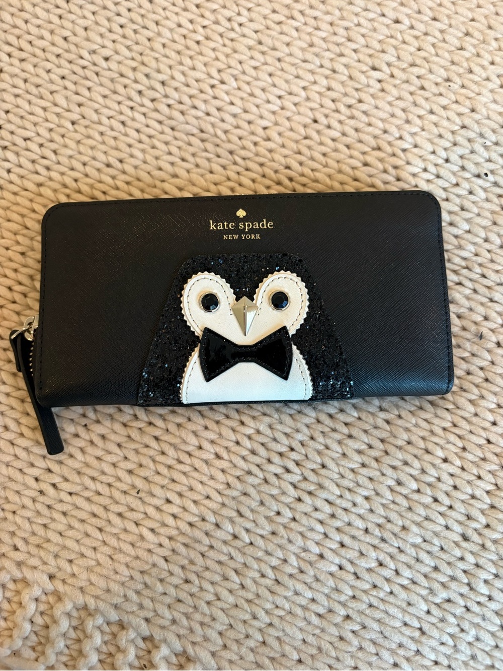kate spade black & white penguin zip wallet